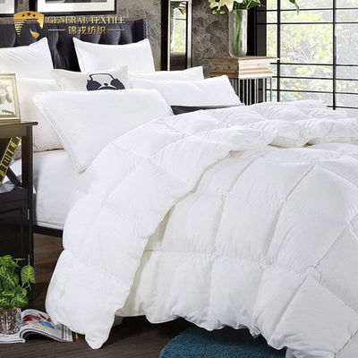 Breathable Luxury Hotel Quilts Hypoallergenic King Size With Stitching Technics