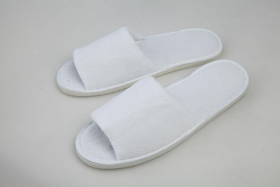 Portable Personalized Hotel Slippers Lightweight High Durability