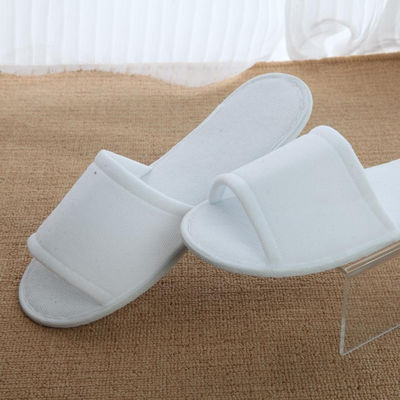 Unisex Disposable Spa Slippers Bulk Hotel Guest Slippers With Embroidered Design