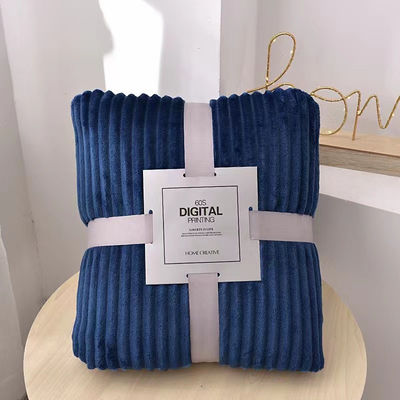 Colorful Hotel Style Blankets Anti Pilling For Autumn Winter