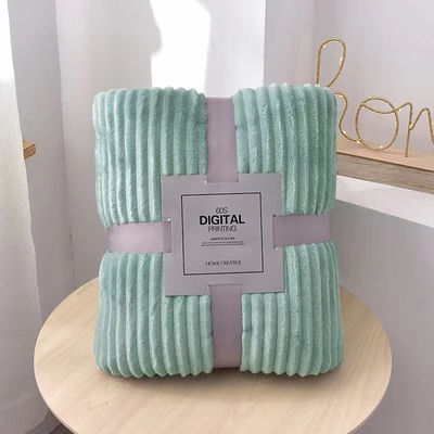 Colorful Hotel Style Blankets Anti Pilling For Autumn Winter