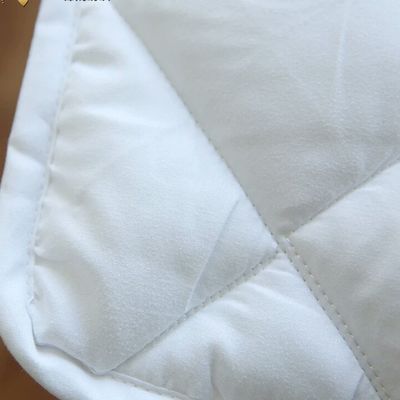Fabric Mattress Protector And Pad Anti Wrinkle With Plain Dyed Pattern