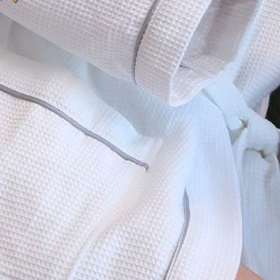 100% Cotton Waffle Women Bath Robe Terry Bathrobe Comfortable 125cm Long With Hood