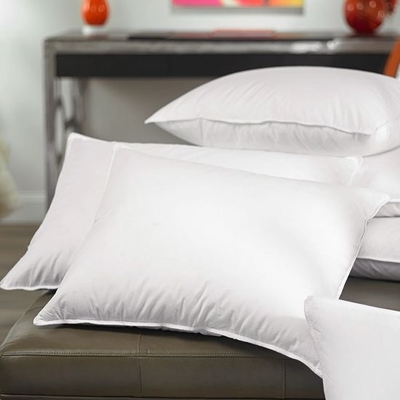 Experience the Ultimate Comfort with Cotton/Polyester Blend Hotel Pillows White Bed Pillow