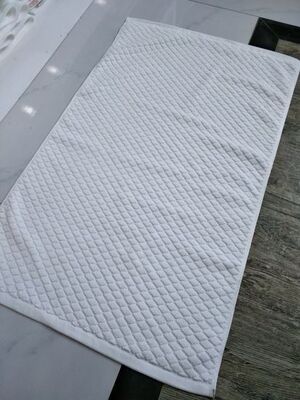 Hotel Grade White Cotton Absorbent Bath Mat - Machine Washable Quick Dry Bathroom Shower Floor Mat for Home & Commercial Use