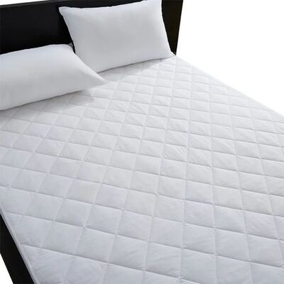 Quilted Waterproof Mattress Bed Protector - Non-Slip All-Season Bedding Protector with Customizable Design for Bedroom & Hotel